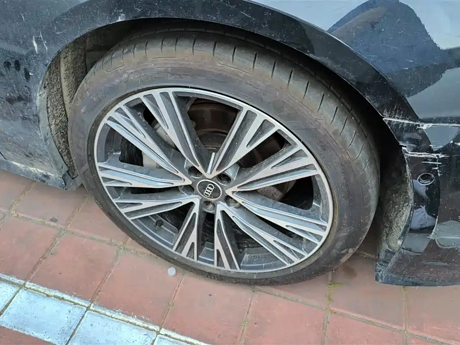 Audi A6 L 45 TFSI quattro Select Dynamic