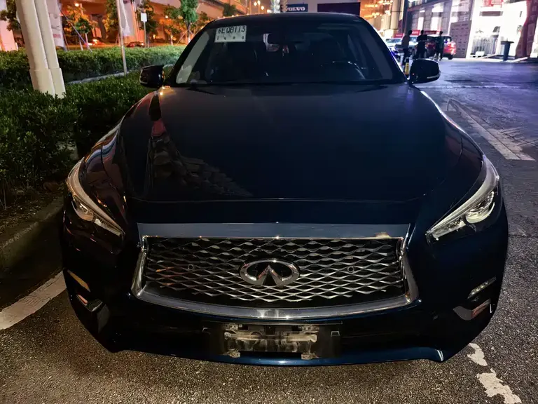 Infiniti Q50 L 2.0 T Comfort Enjoyment CN-V