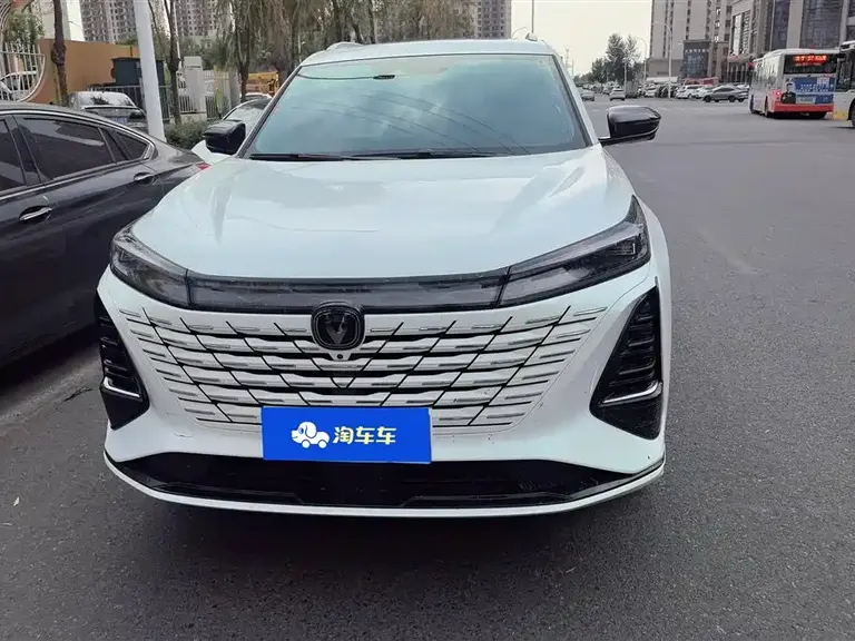 Changan CS75 PLUS 长安CS75 PLUS 2026款 第四代 1.5 T 蓝鲸超擎 真香型
