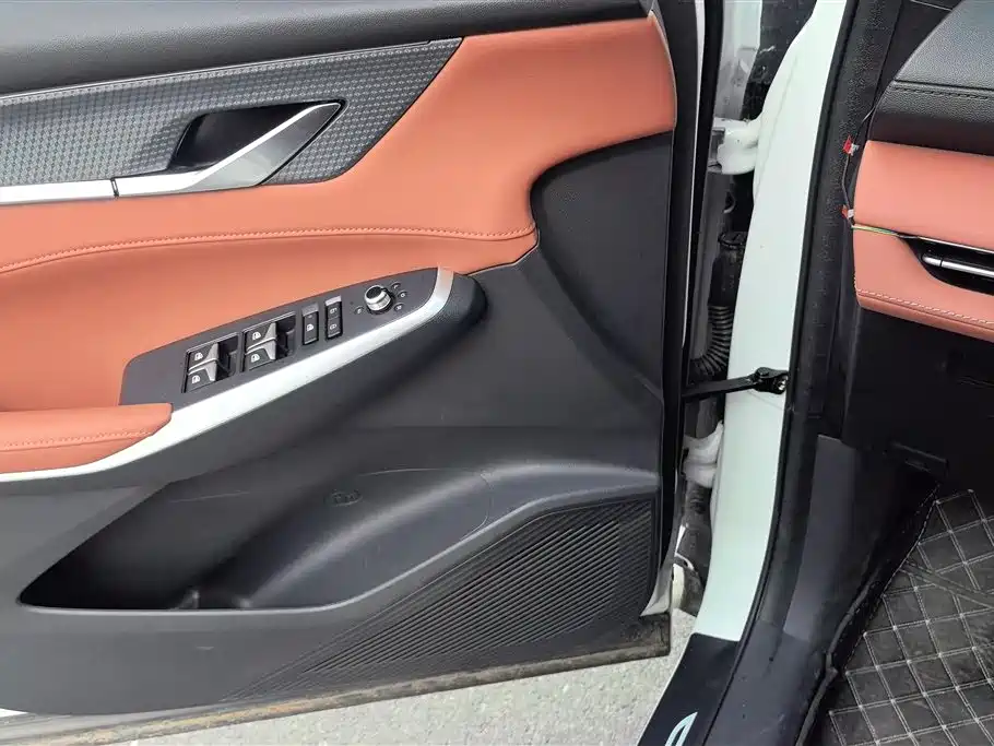 Changan CS75 PLUS 长安CS75 PLUS 2026款 第四代 1.5 T 蓝鲸超擎 真香型