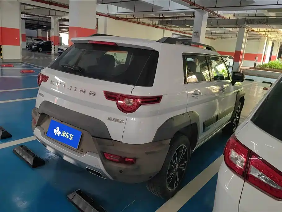 Beijing Offroad BJ20 1.5 T CVT Luxury