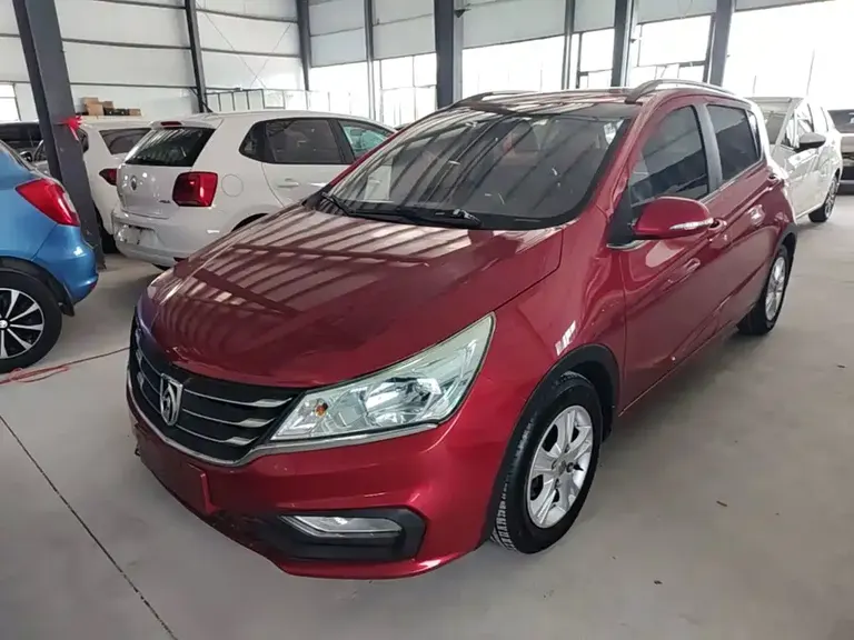 Baojun 310 1.2 L Manual Luxury