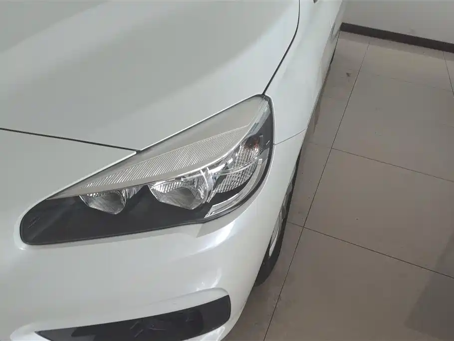 BMW 2 Series Active Tourer 218 i Fashion