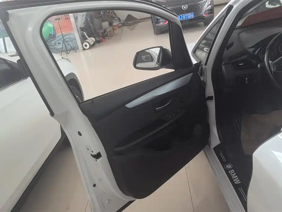BMW 2 Series Active Tourer 218 i Fashion