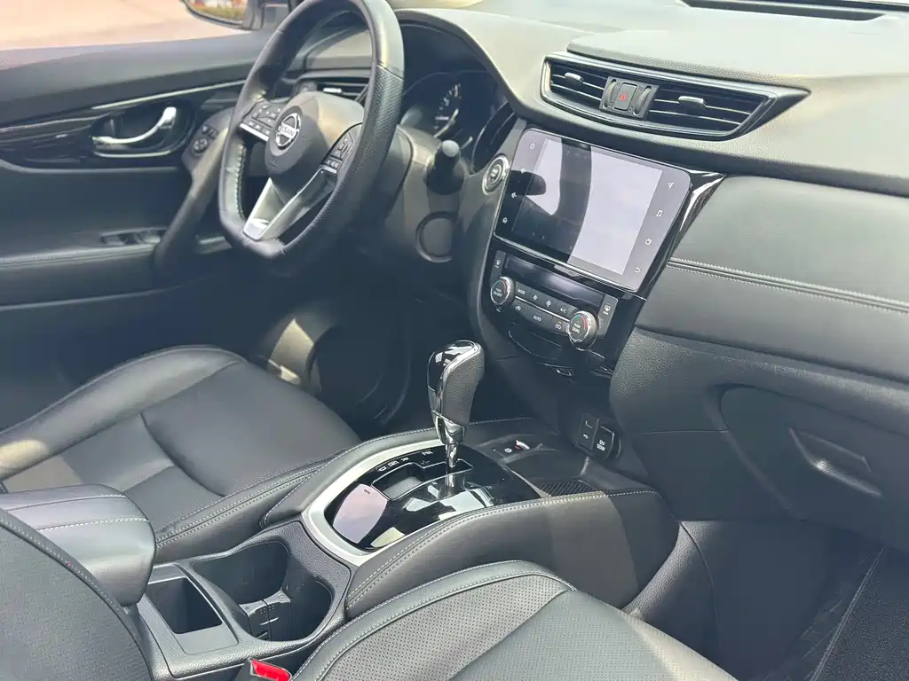 X-Trail 2.0 L CVT 2 WD XL Premium Connected Premium