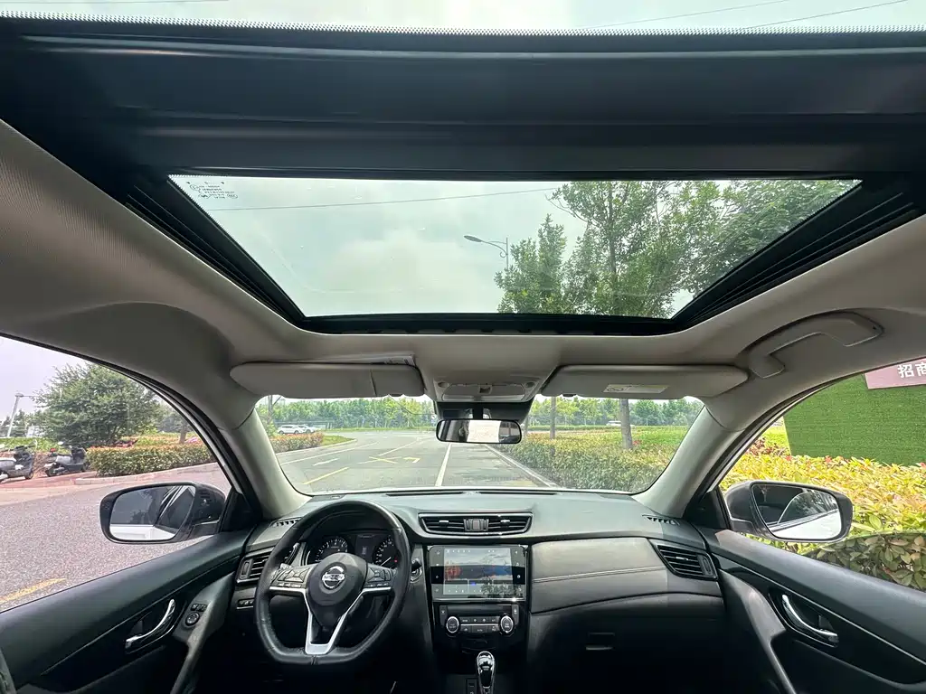 X-Trail 2.0 L CVT 2 WD XL Premium Connected Premium