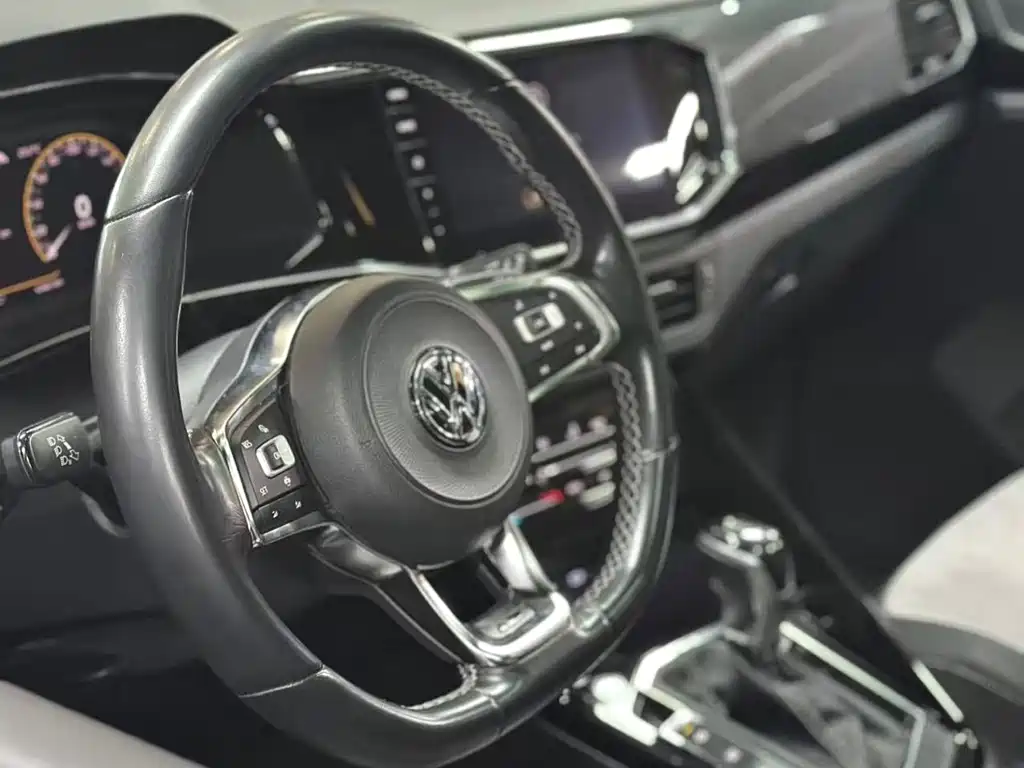 Tayron 380 TSI 4 WD R-Line Connected