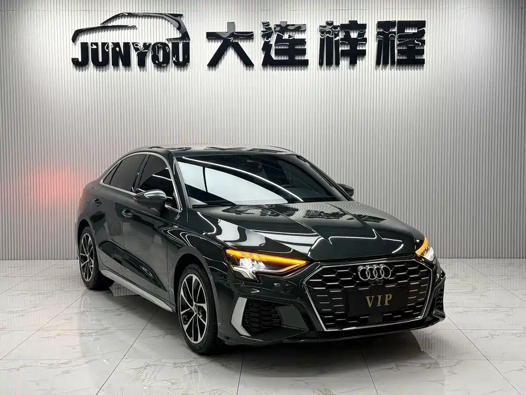 Audi A3 Facelift A3 L Limousine 35 TFSI Progressive Sport