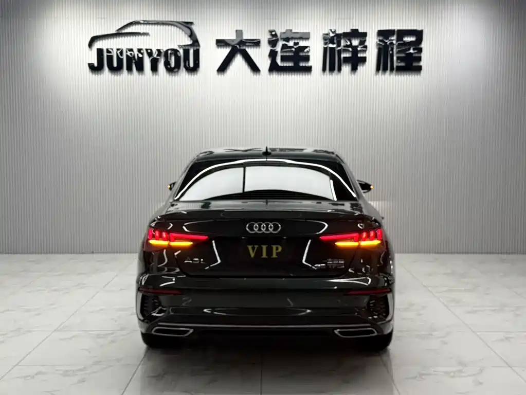 Audi A3 Facelift A3 L Limousine 35 TFSI Progressive Sport