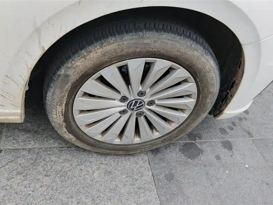 Lavida 280 TSI DSG Comfort