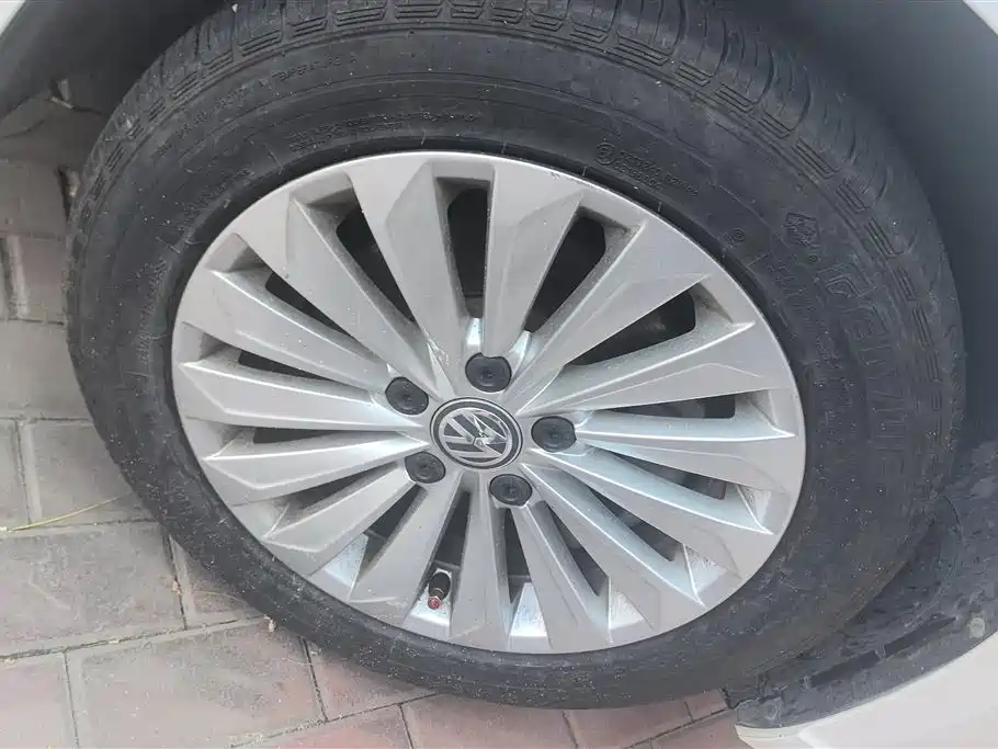 Lavida 280 TSI DSG Comfort CN-VI
