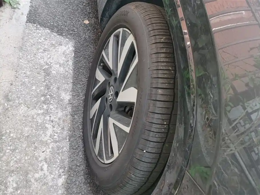 Tayron 330 TSI 2 WD R-Line High Energy