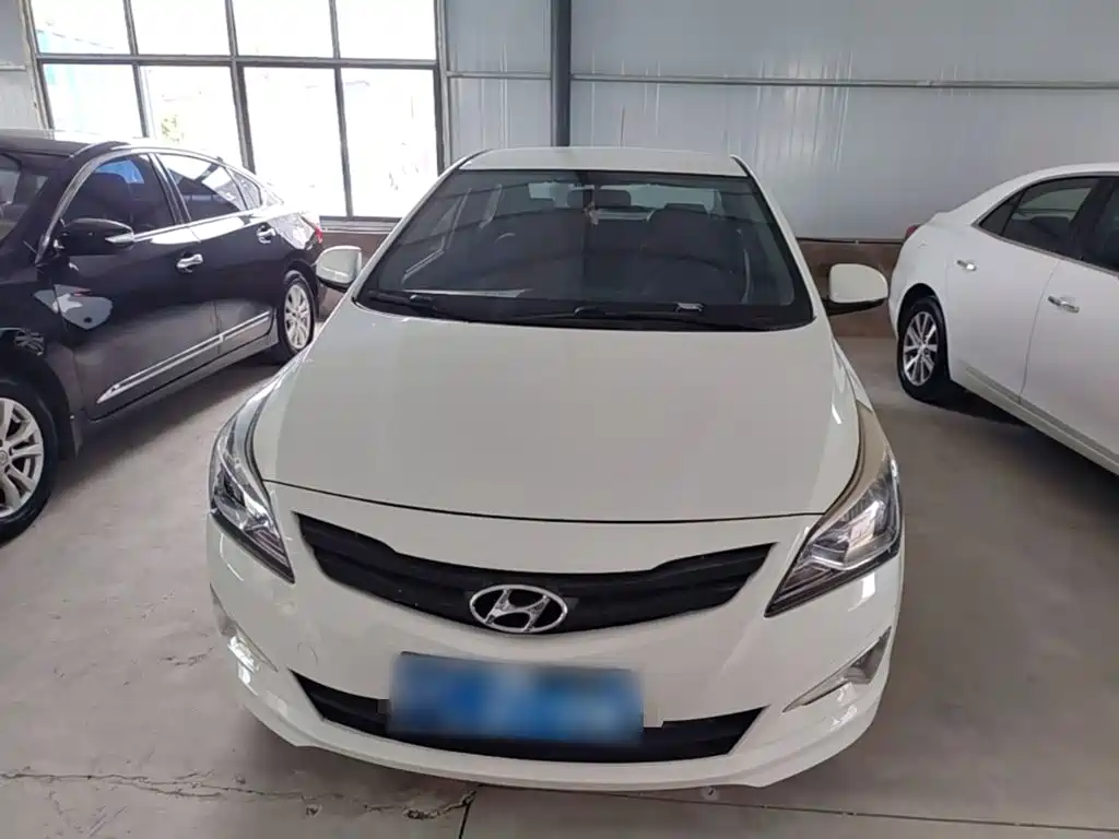 Accent 1.4 L Manual Intelligent GLS