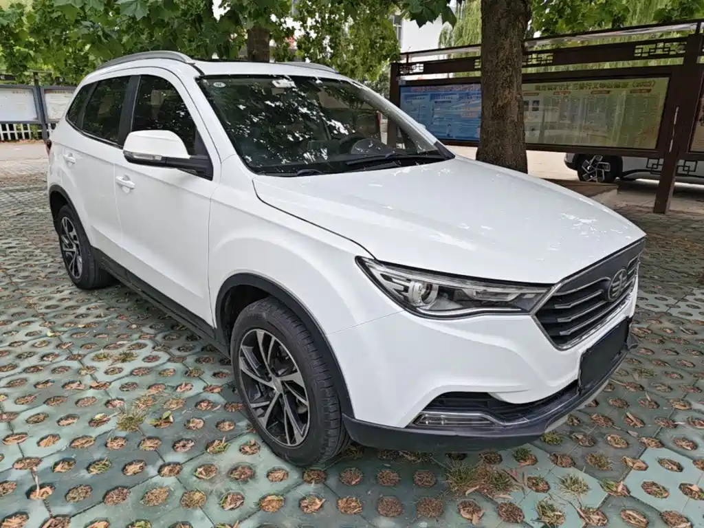 Besturn X40 1.6 L Manual Luxury CN-VI