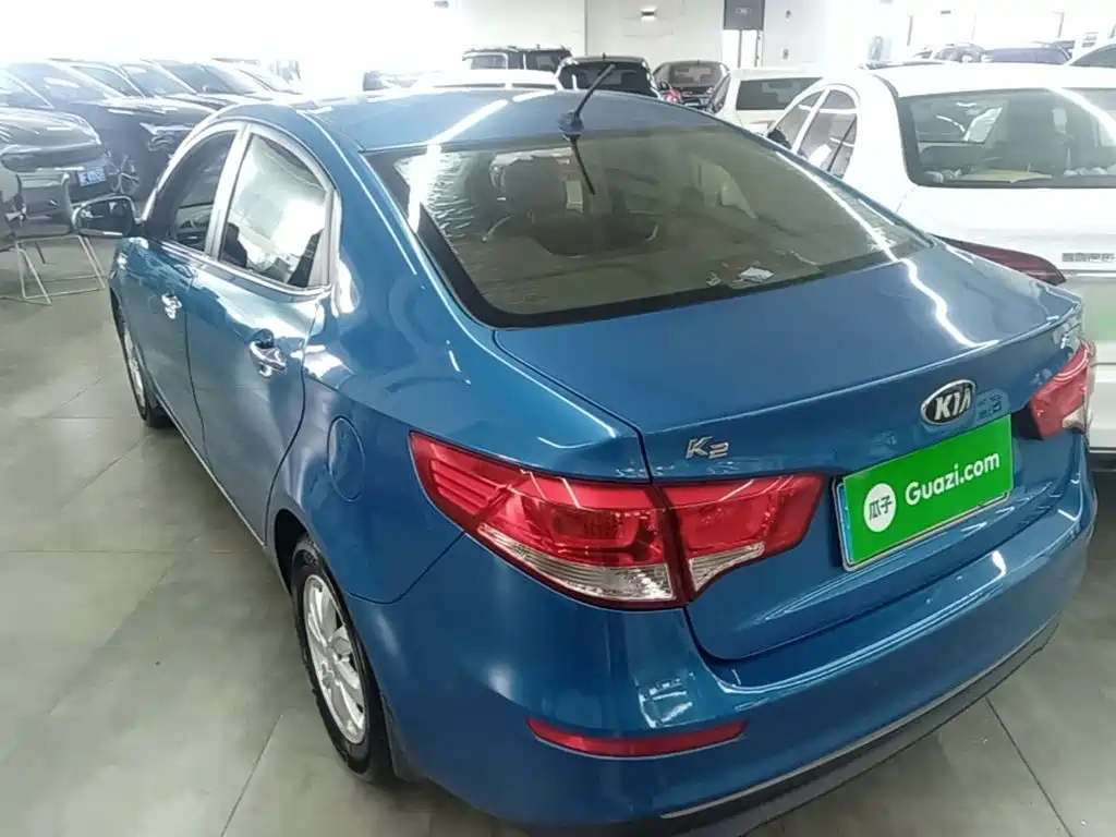 Kia K2 Sedan 1.4 L MT GLS