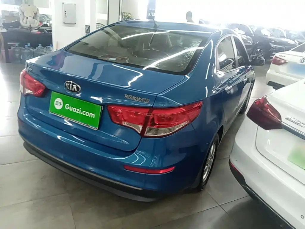 Kia K2 Sedan 1.4 L MT GLS
