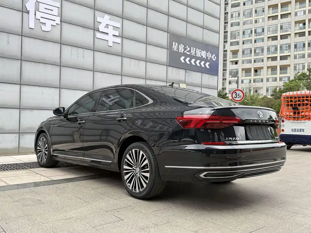 Passat 330 TSI Luxury CN-VI