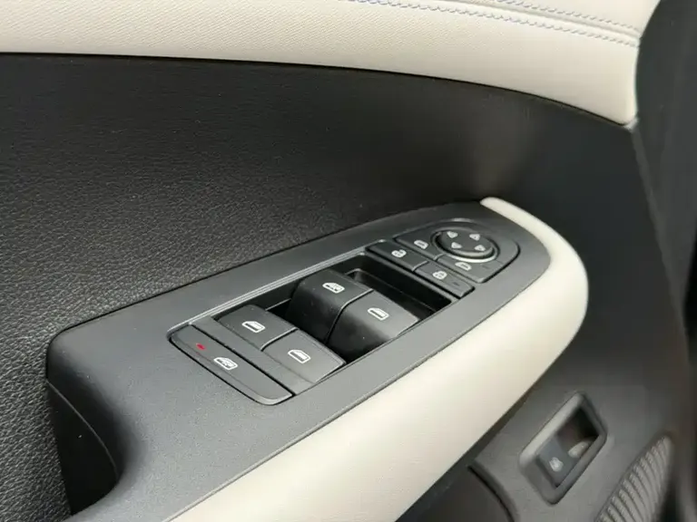 BYD Seal 05 DM-i DM-i Smart Drive 55 KM Luxury