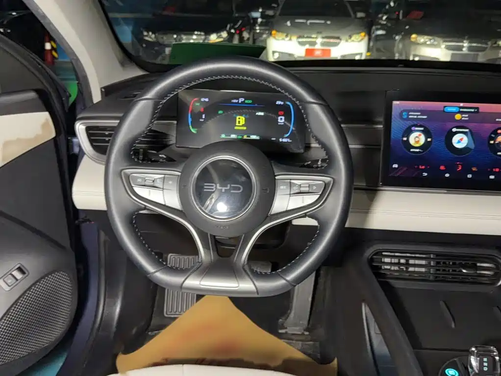 Seal 05 DM-i DM-i Smart Drive 55 KM Luxury