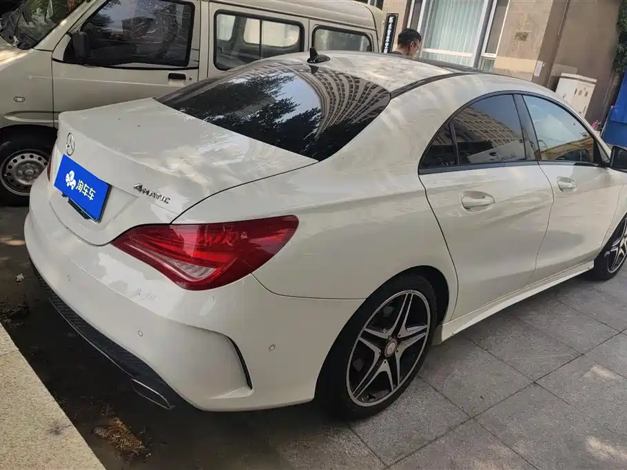 Mercedes-Benz CLA (Import) CLA 260 4 MATIC