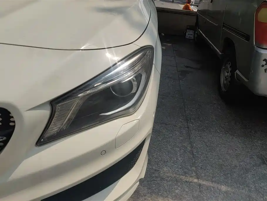Mercedes-Benz CLA (Import) CLA 260 4 MATIC