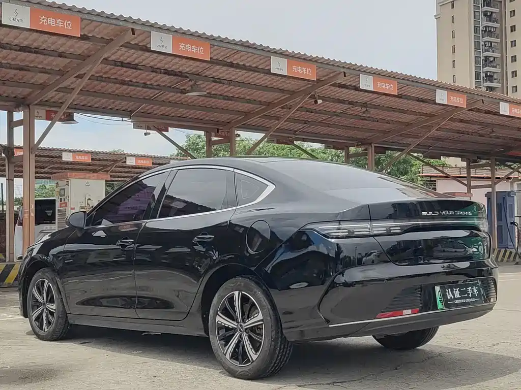 Destroyer 05 Glory DM-i 120 KM Luxury