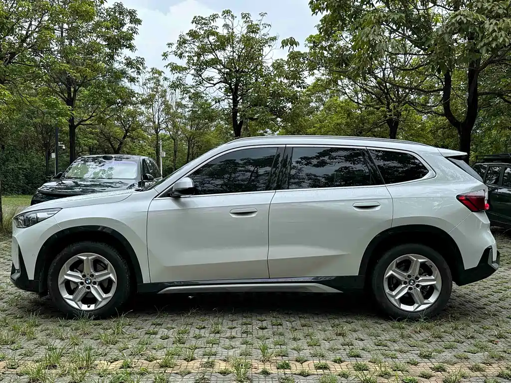 BMW X1 sDrive20 Li X Design Package