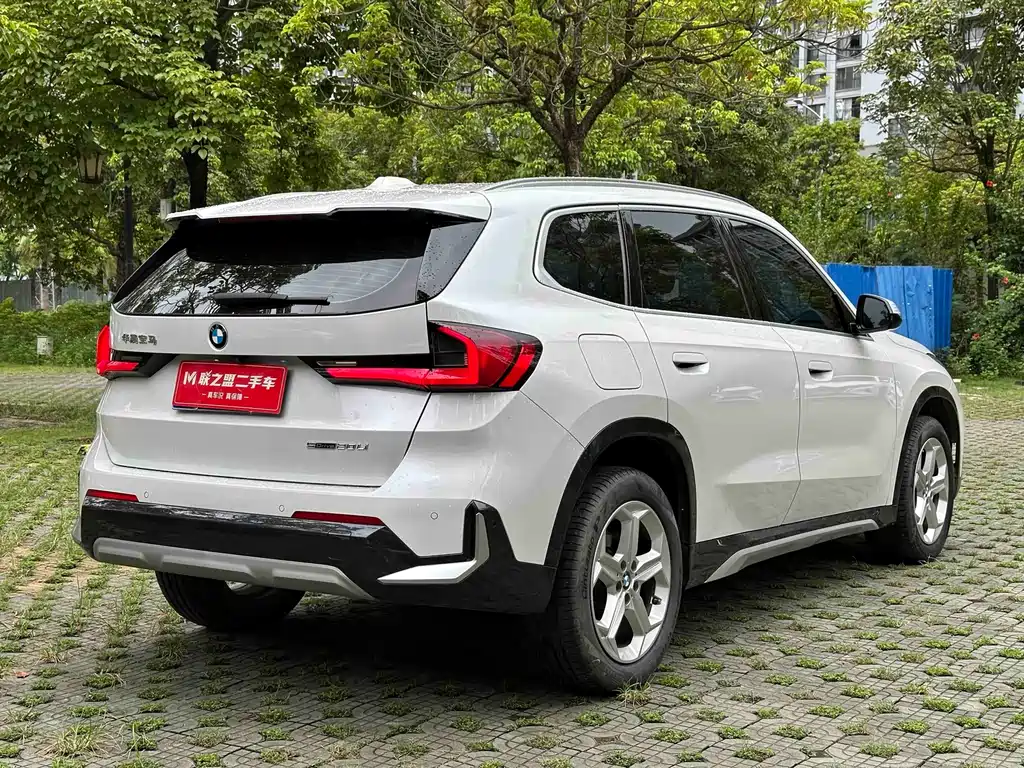 BMW X1 sDrive20 Li X Design Package