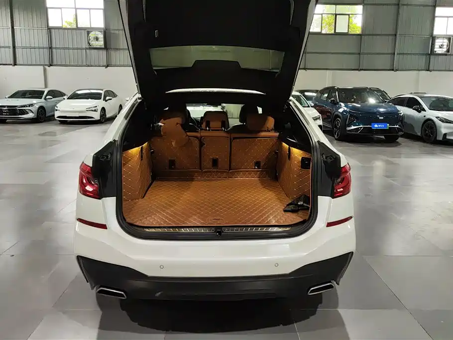 BMW 6 Series GT 630 i M Sport Package