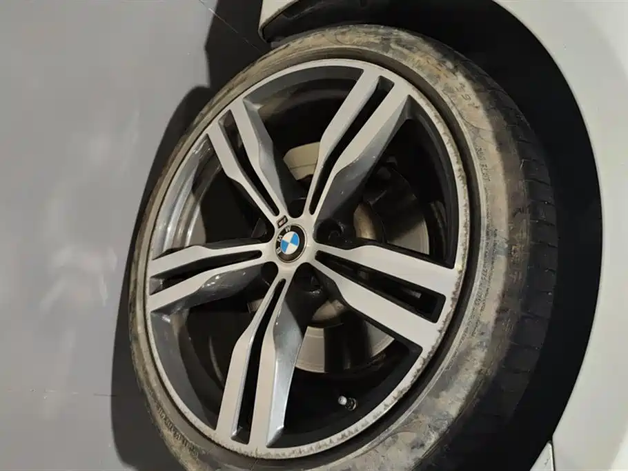 BMW 6 Series GT 630 i M Sport Package