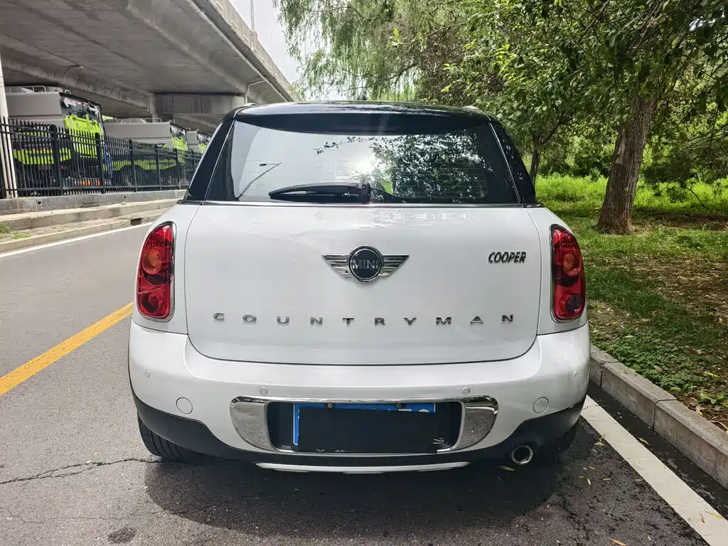 MINI COUNTRYMAN 1.6 T COOPER ALL4 Fun