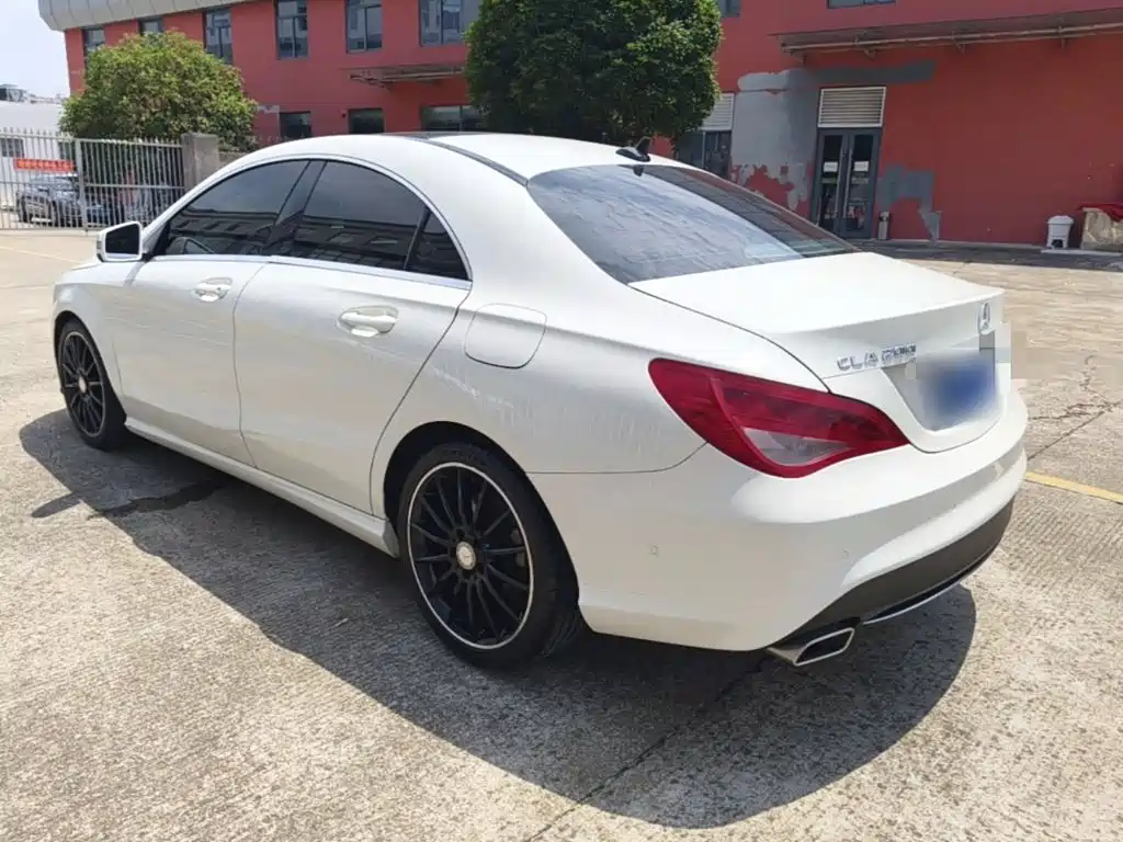 Mercedes-Benz CLA (Import) CLA 200 Dynamic
