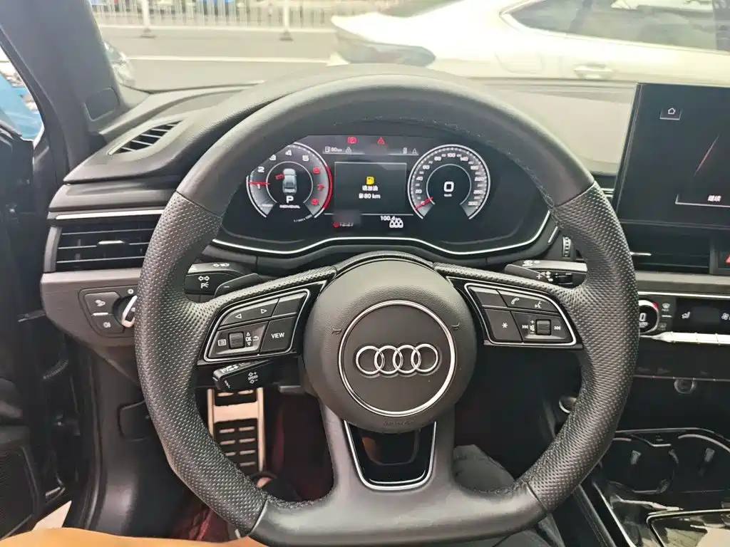 Audi A4 L 40 TFSI Luxury Dynamic Starry Night