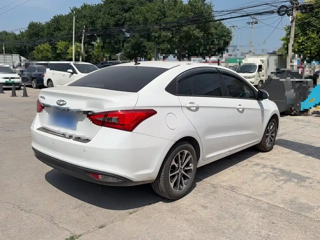 Arrizo 5 1.5 L CVT Style