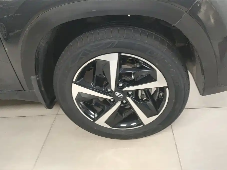 Hyundai ix35 2.0 L Auto 2 WD GLS Leading
