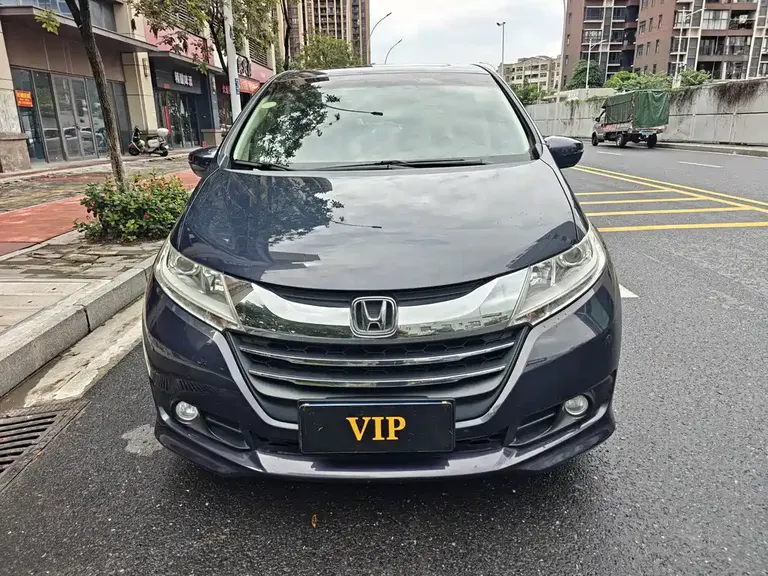 Honda Odyssey 2.4 L Luxury