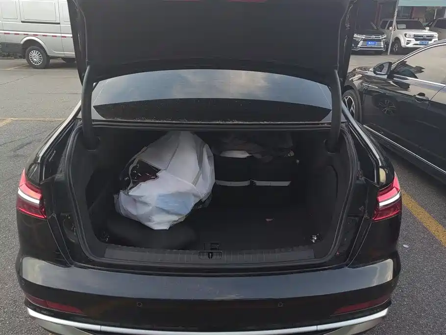 Audi A6 L 40 TFSI Luxury Dynamic