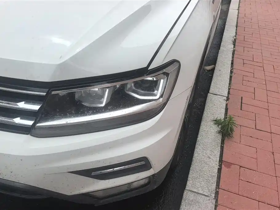 Tiguan L 330 TSI Auto 2 WD Smart Enjoyment