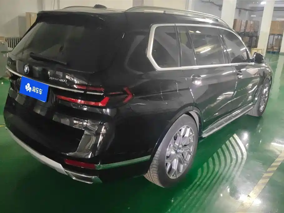 BMW X7 xDrive40 i Leading Luxury Package