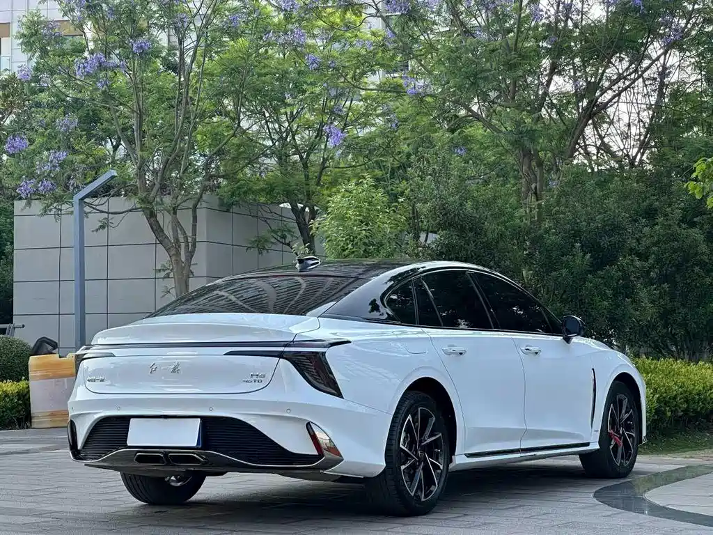Hongqi H6 2.0 T Beauty