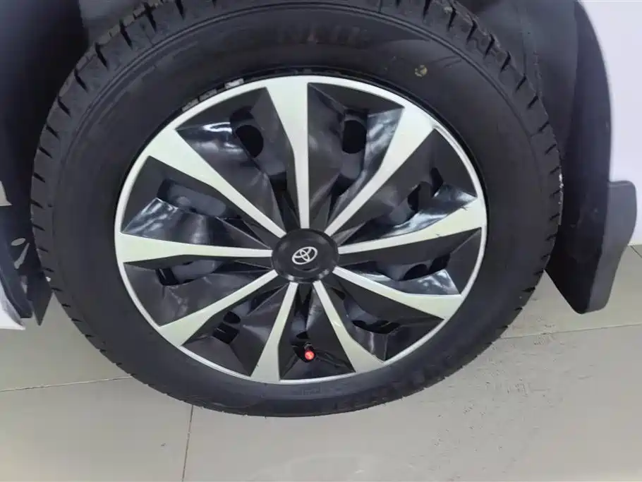 YARiS L Zhixuan 1.5 E CVT Charm Motion CN-VI