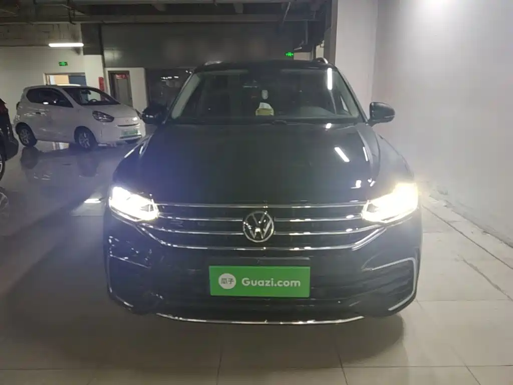 Tiguan L 330 TSI Auto 2 WD R-Line Premium