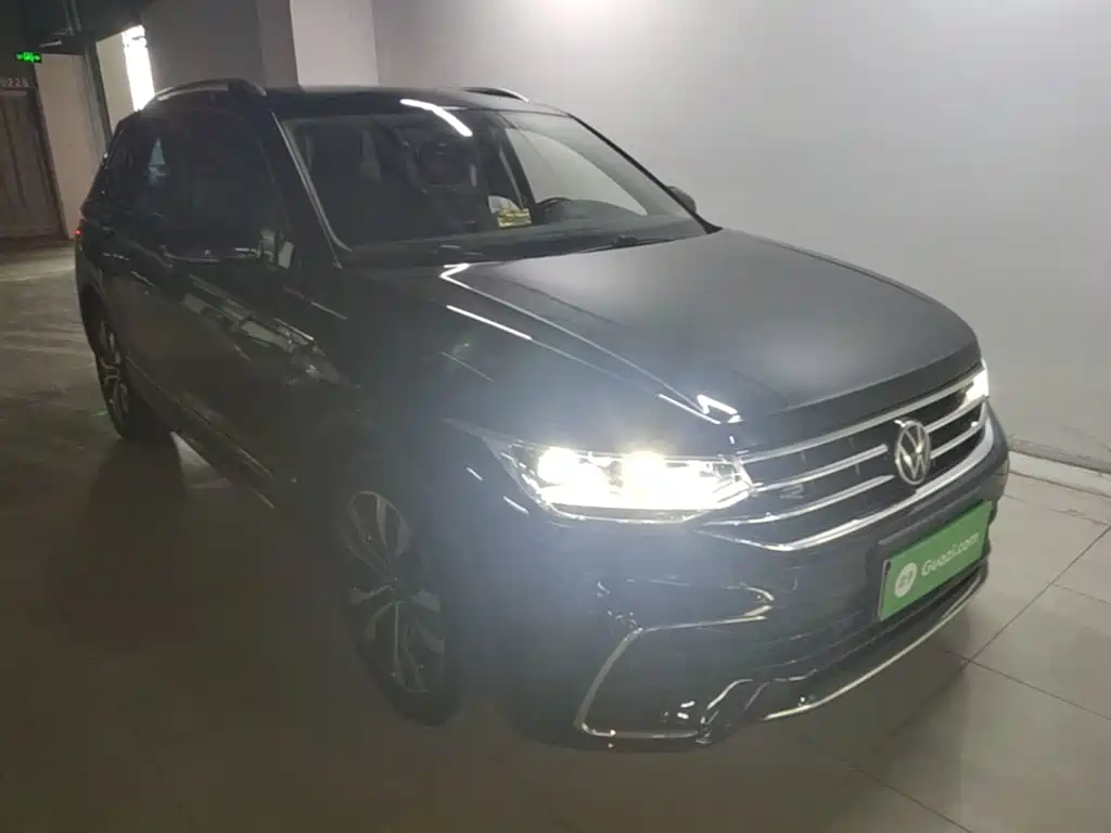 Tiguan L 330 TSI Auto 2 WD R-Line Premium