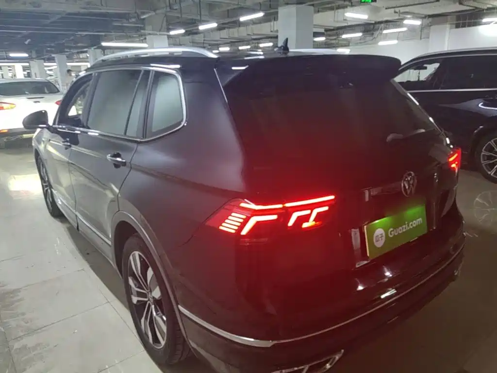 Tiguan L 330 TSI Auto 2 WD R-Line Premium