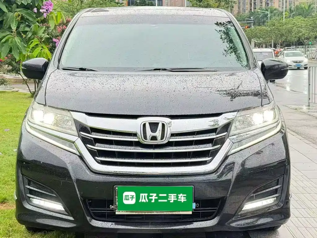 Elysion 2.4 L Style