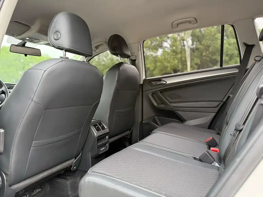 Tiguan L 280 TSI Auto 2 WD Smart Enjoyment