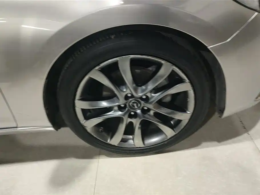 Atenza 2.5 L Blue Sky Sport