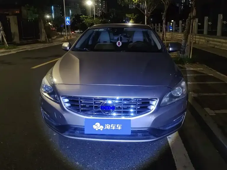 Volvo S60 S60 L 2.0 T Smart Vision