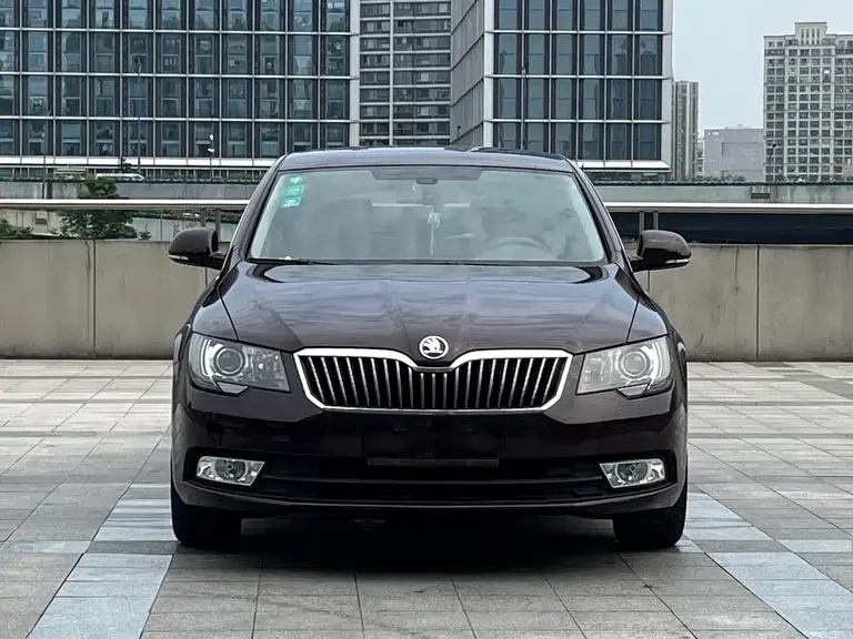 Skoda Superb 1.8 TSI Auto Noble