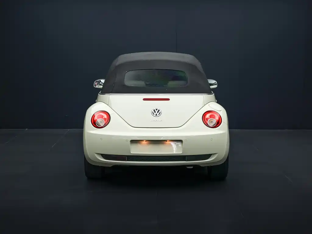 Beetle 2.0 AT Top Config Convertible